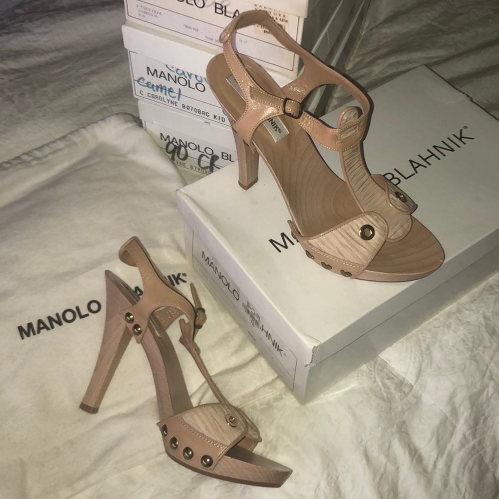 Manolo Blahnik Azores Fabric Beige
